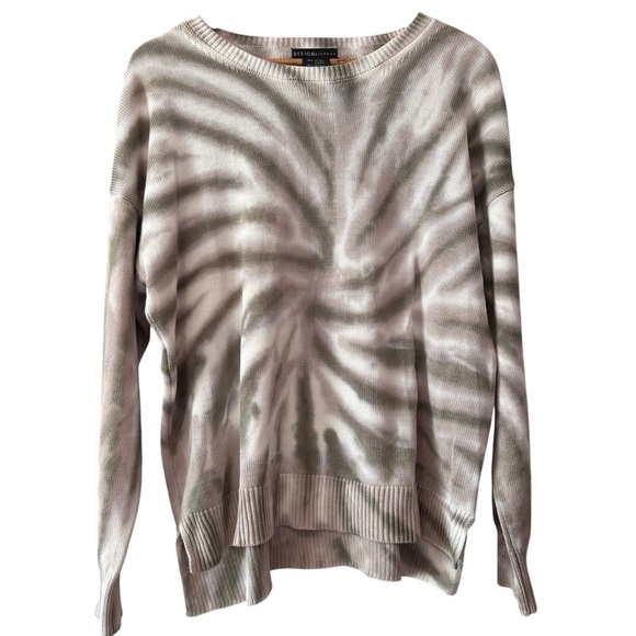 Design History Sweaters - 5 for $40 SALE! 
Design History Green Tan & White Light Weight Sweater XL